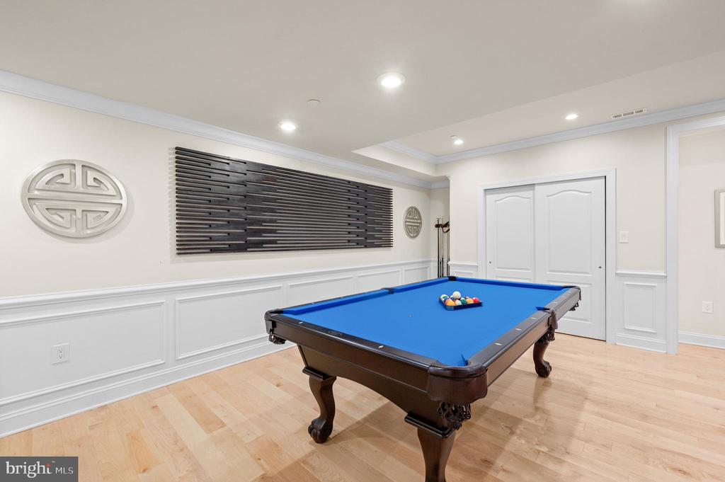 3917 WOODLAND DRIVE