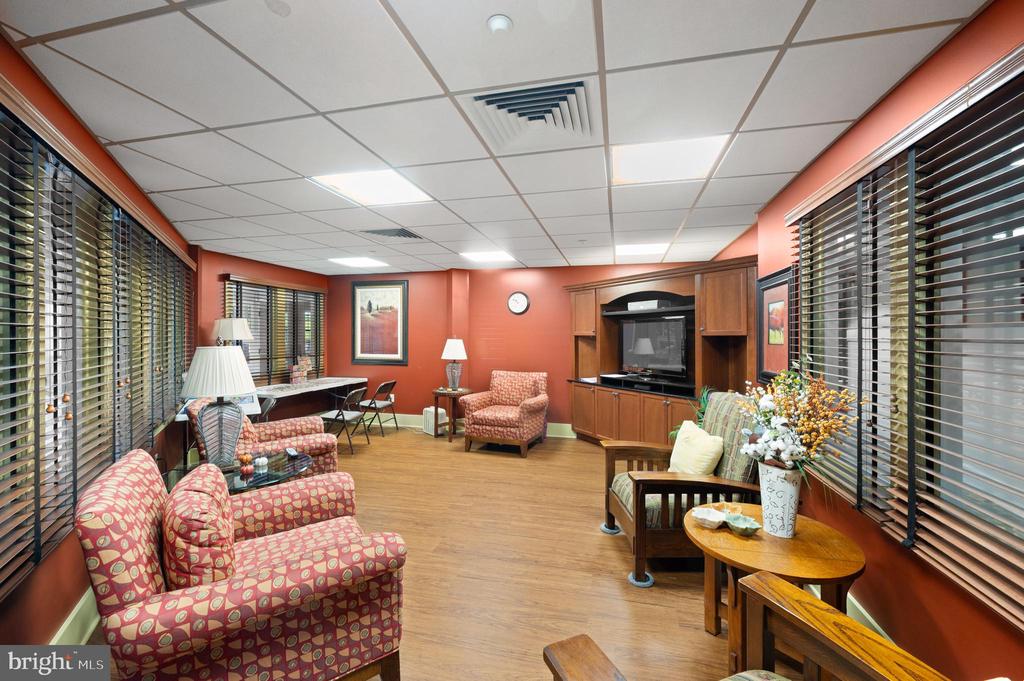 244 BALTIMORE PIKE 101B