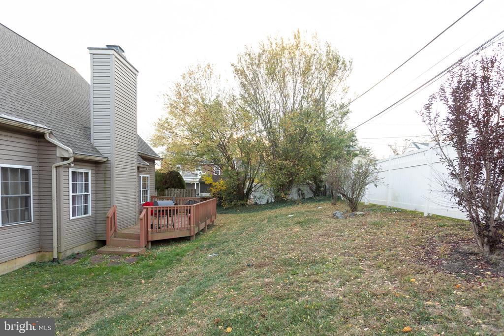 356 N STATE ROAD
