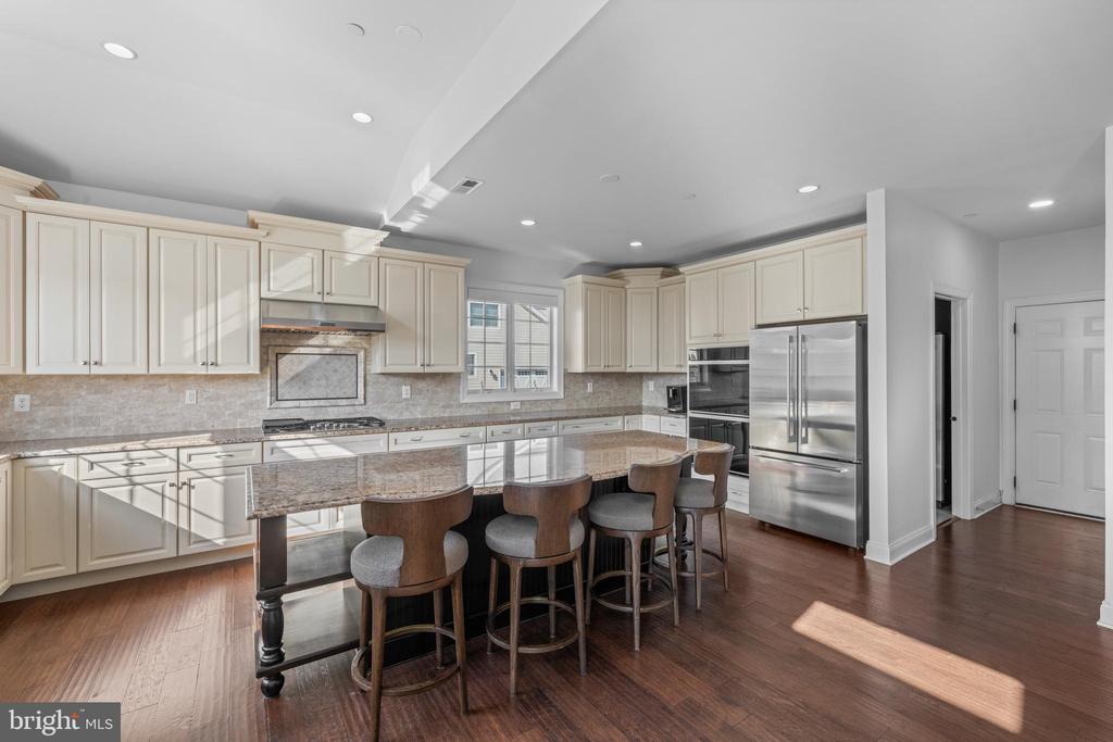 3804 BALDWIN LANE