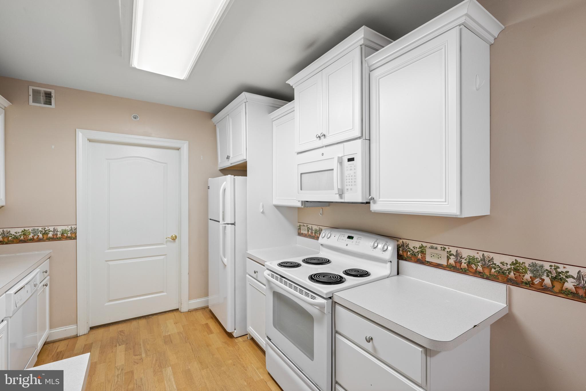 244 BALTIMORE PIKE 131A