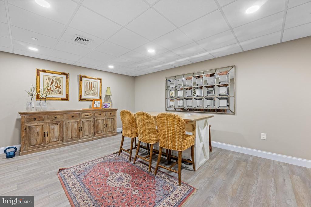 407 BERLO LANE
