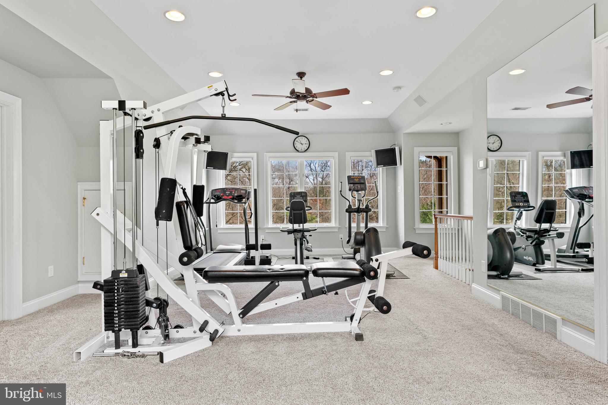 365 ARBOR CIRCLE