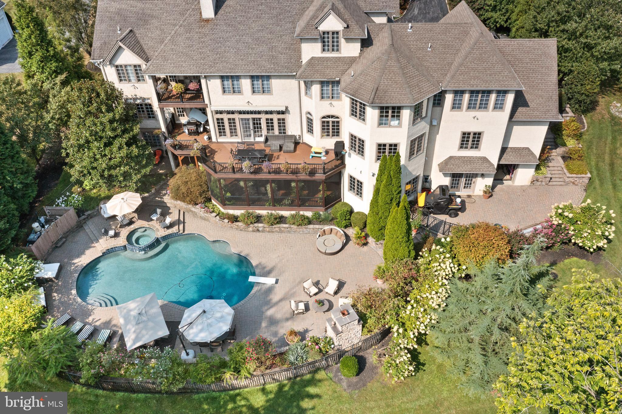 365 ARBOR CIRCLE