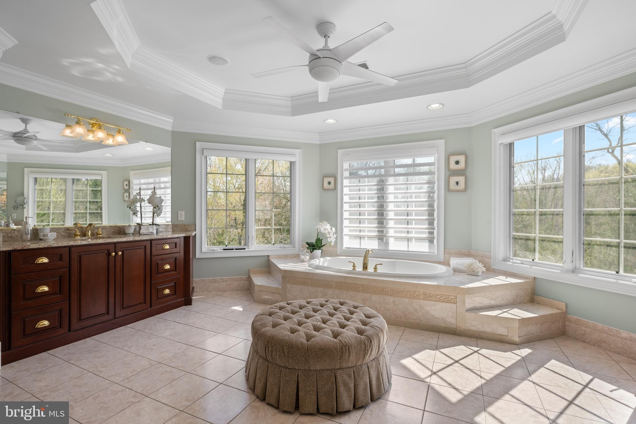 365 ARBOR CIRCLE