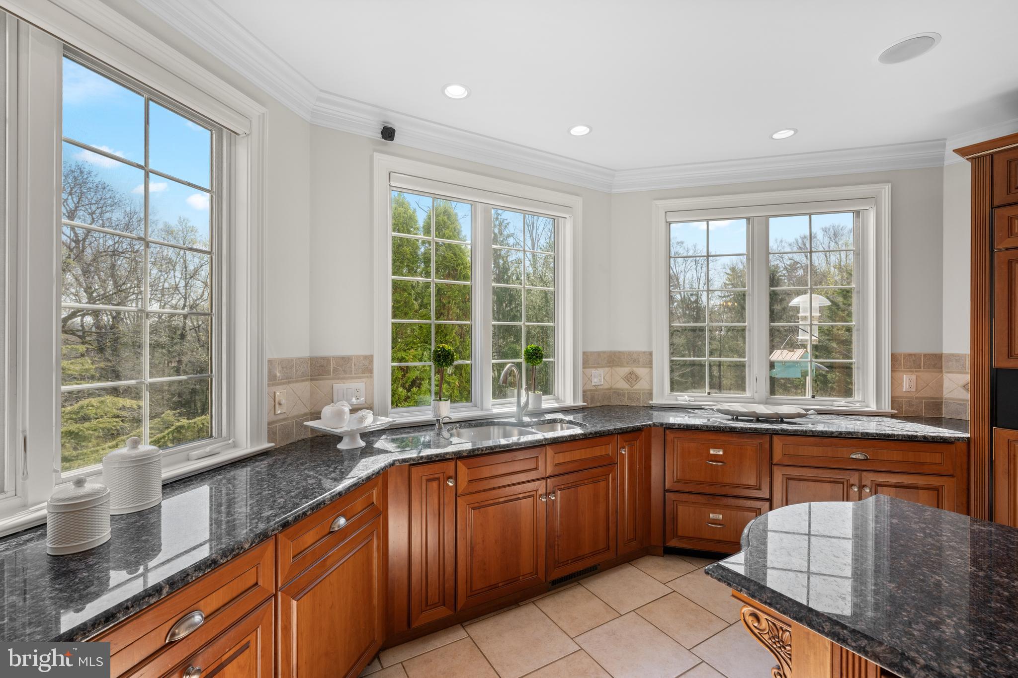 365 ARBOR CIRCLE