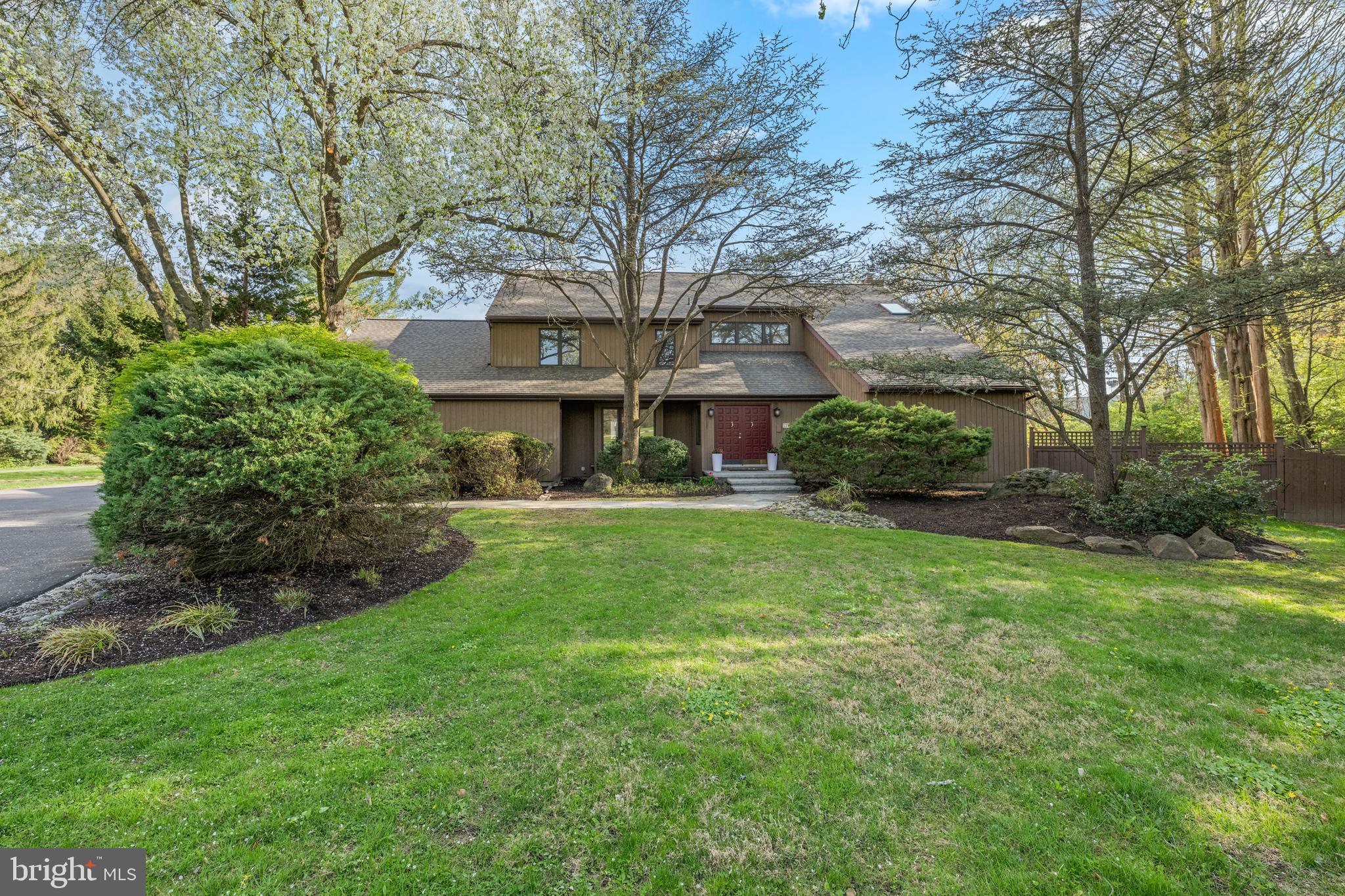 57 SUGAR MAPLE DRIVE