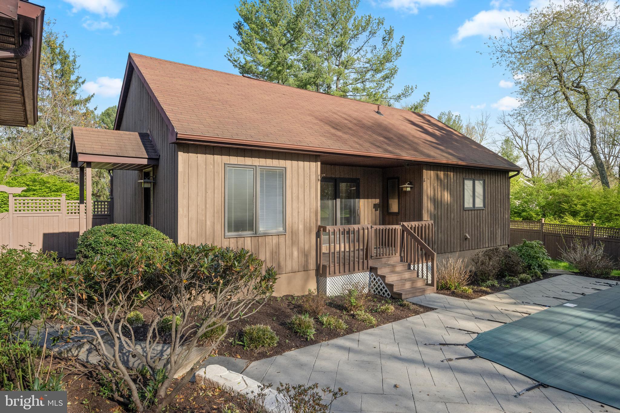 57 SUGAR MAPLE DRIVE