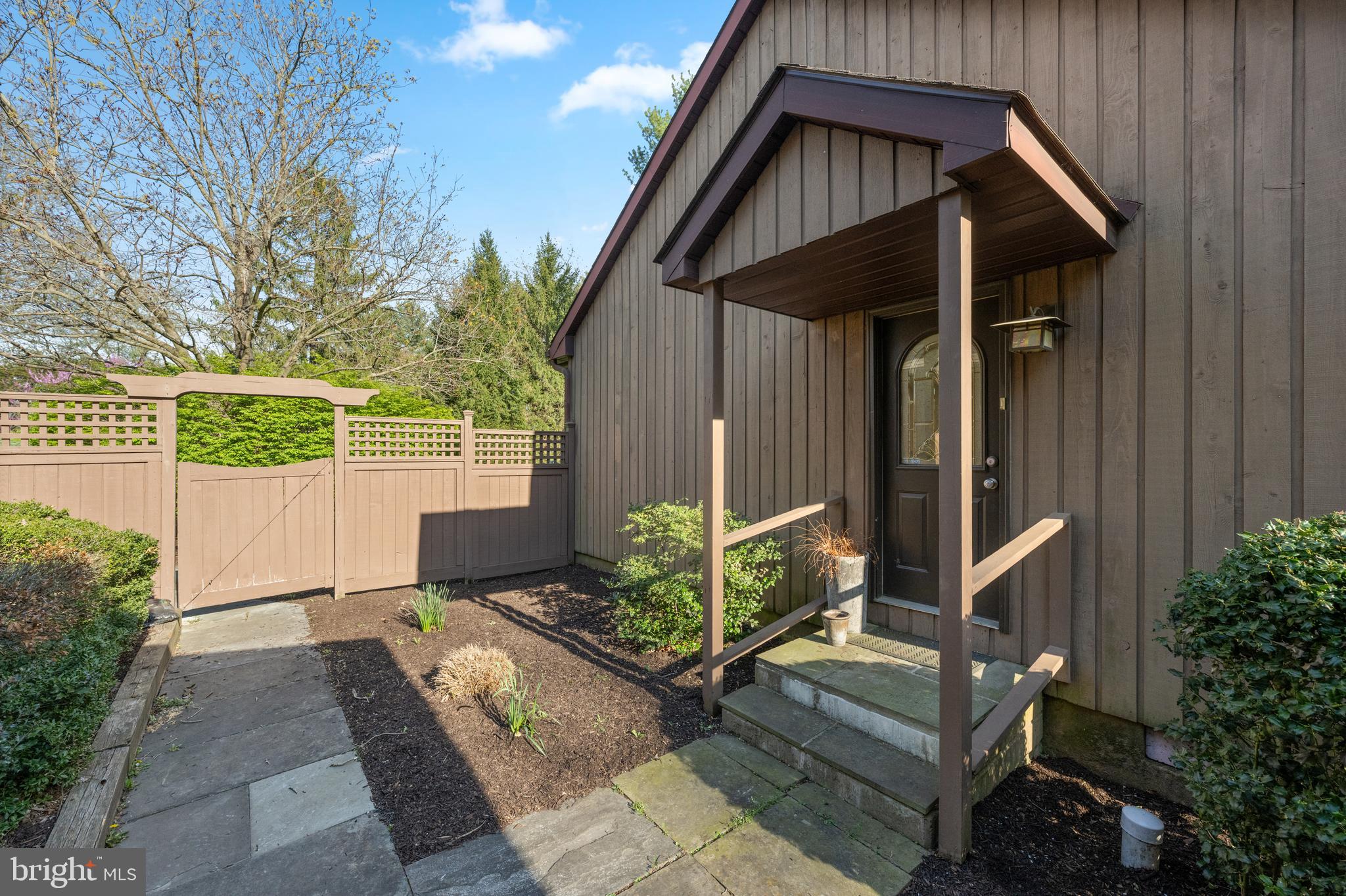 57 SUGAR MAPLE DRIVE