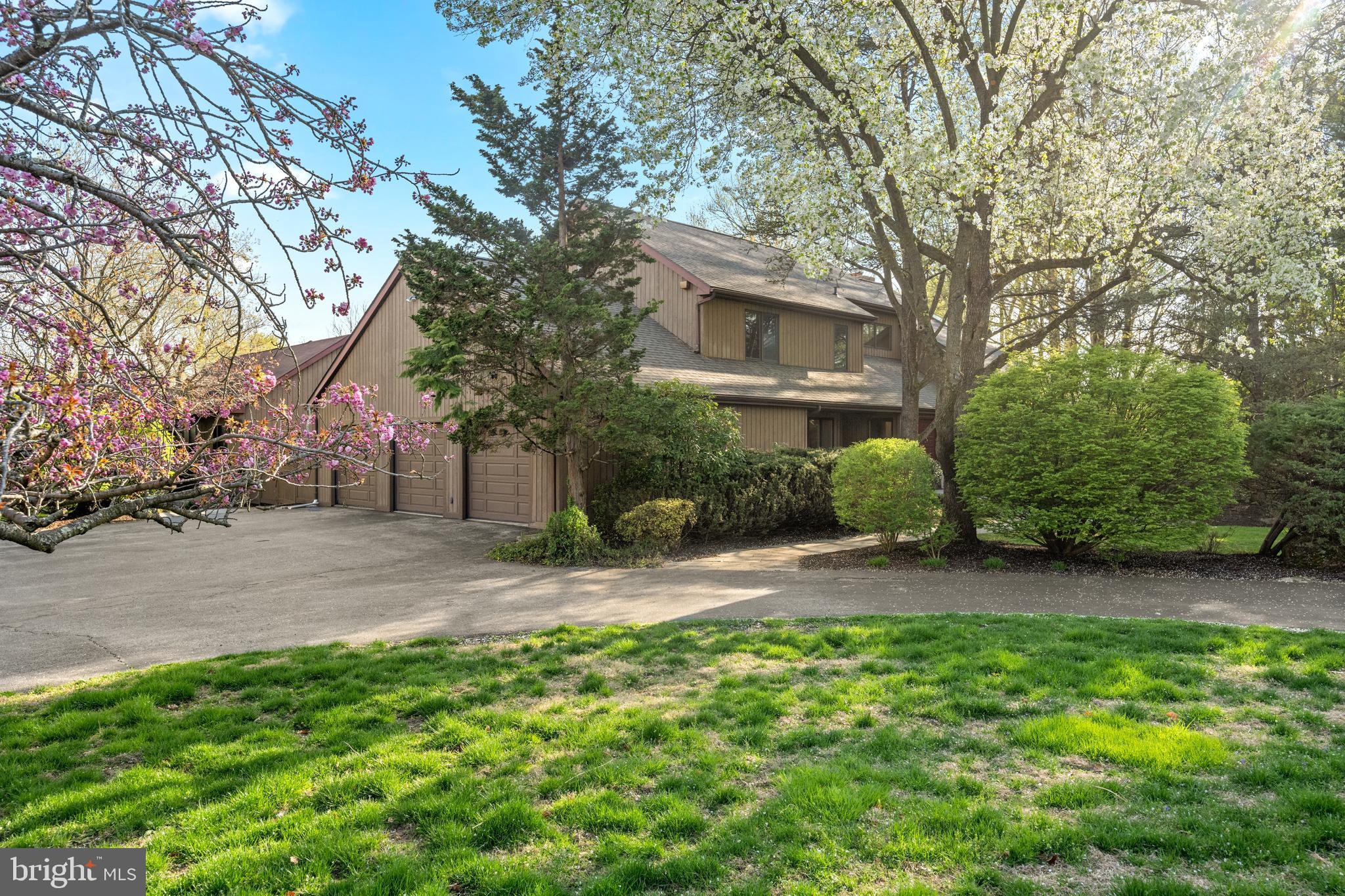 57 SUGAR MAPLE DRIVE