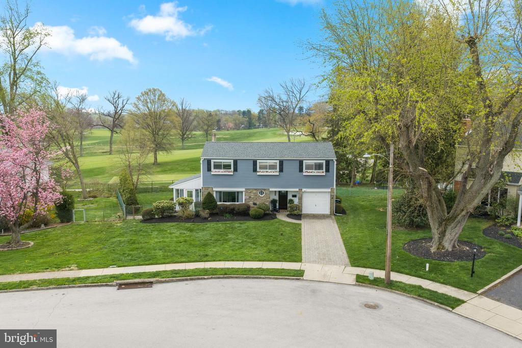221 HEMLOCK LANE