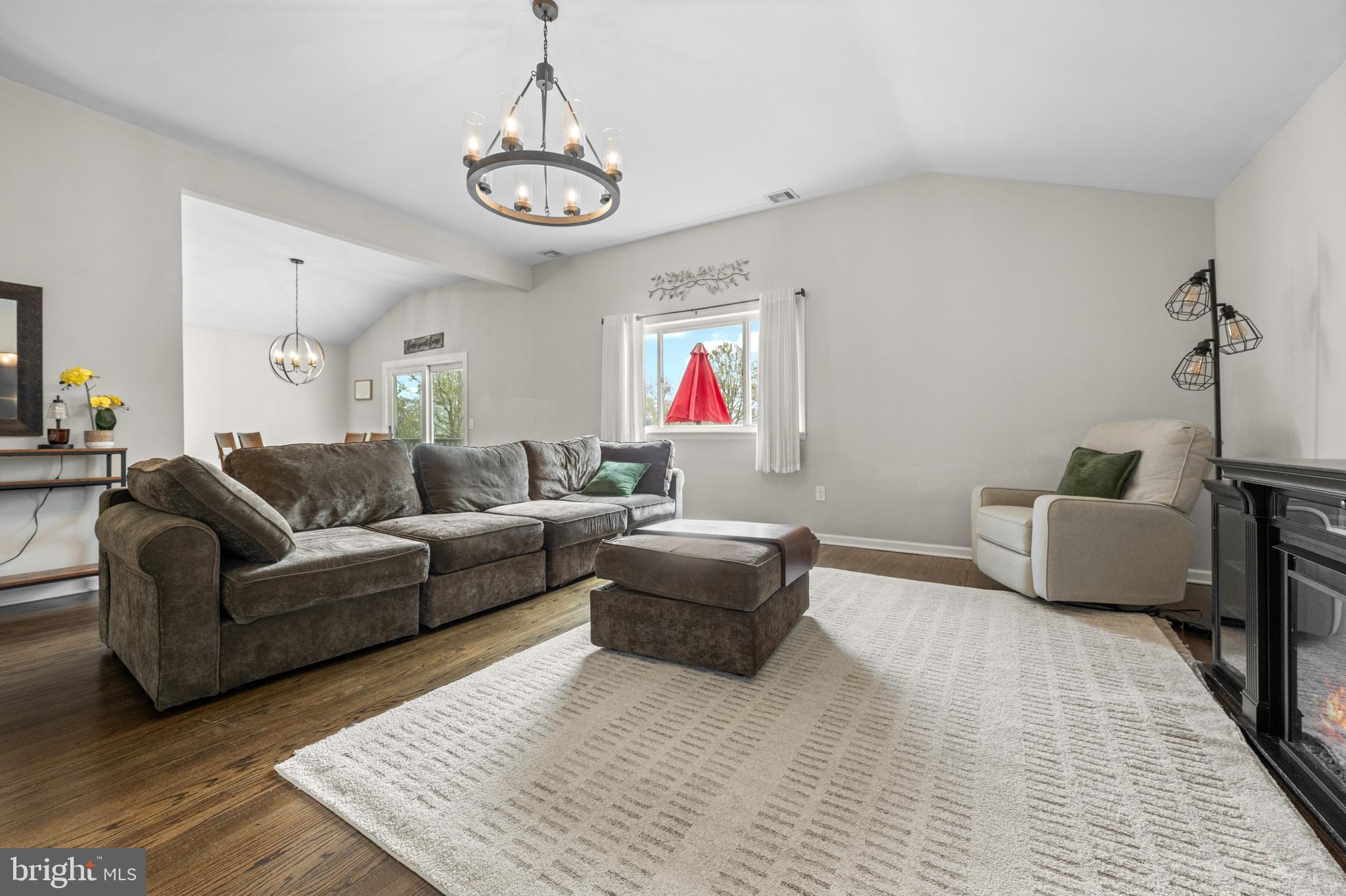 221 HEMLOCK LANE