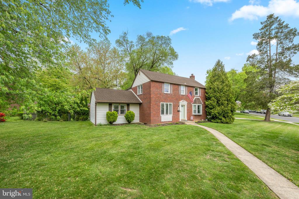 548 CLAREMONT ROAD
