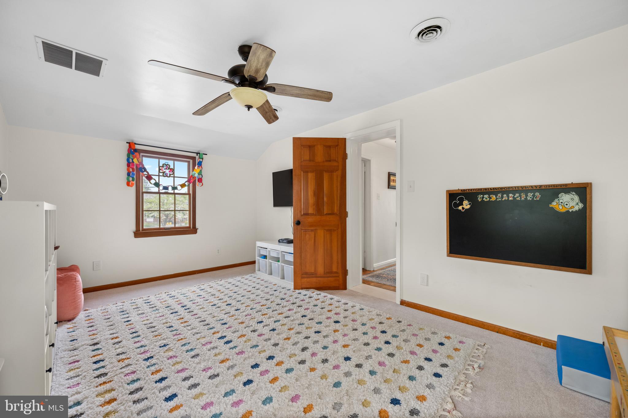 548 CLAREMONT ROAD