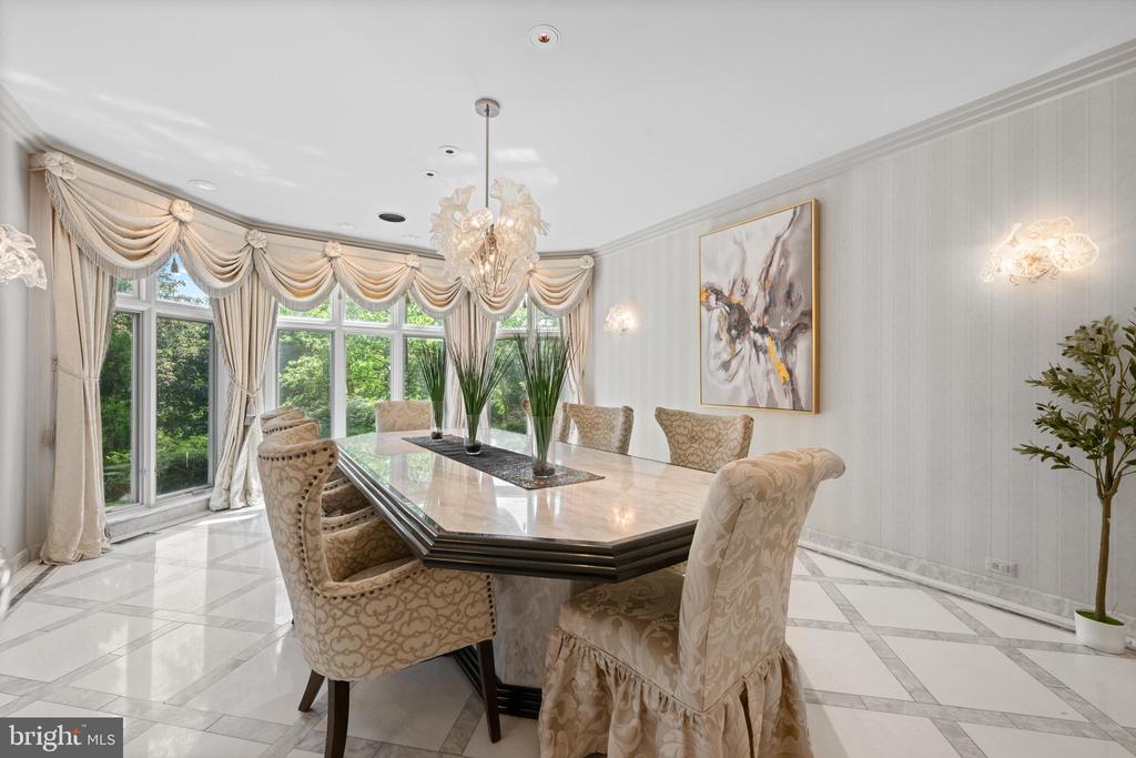 46 SLEEPY HOLLOW DRIVE