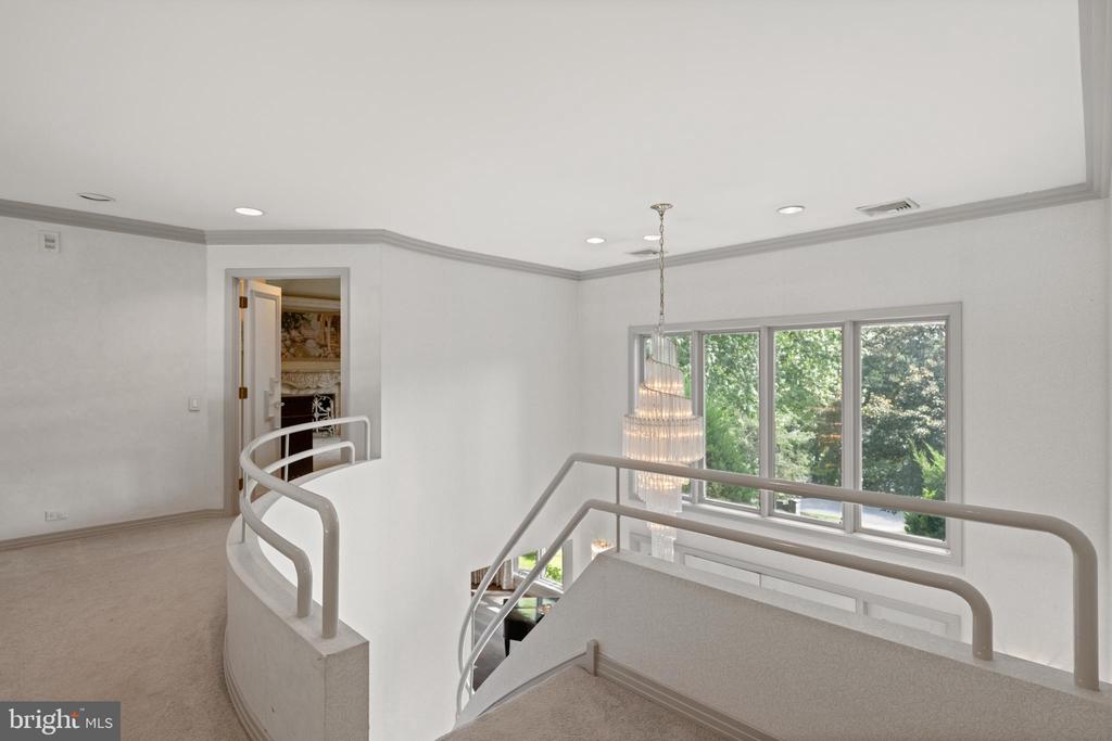 46 SLEEPY HOLLOW DRIVE