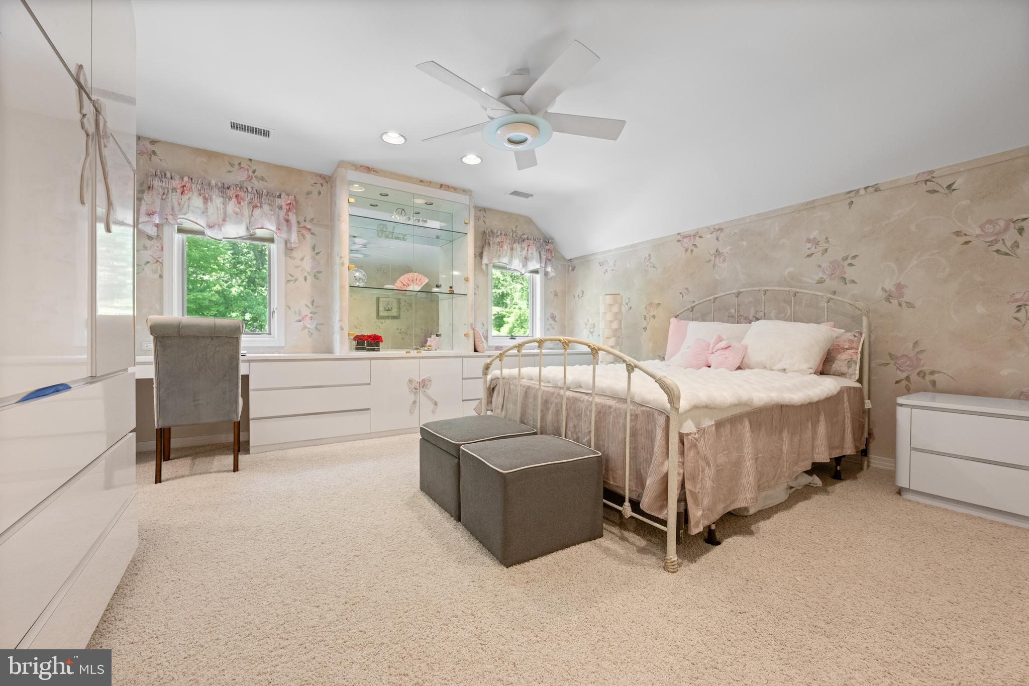 46 SLEEPY HOLLOW DRIVE