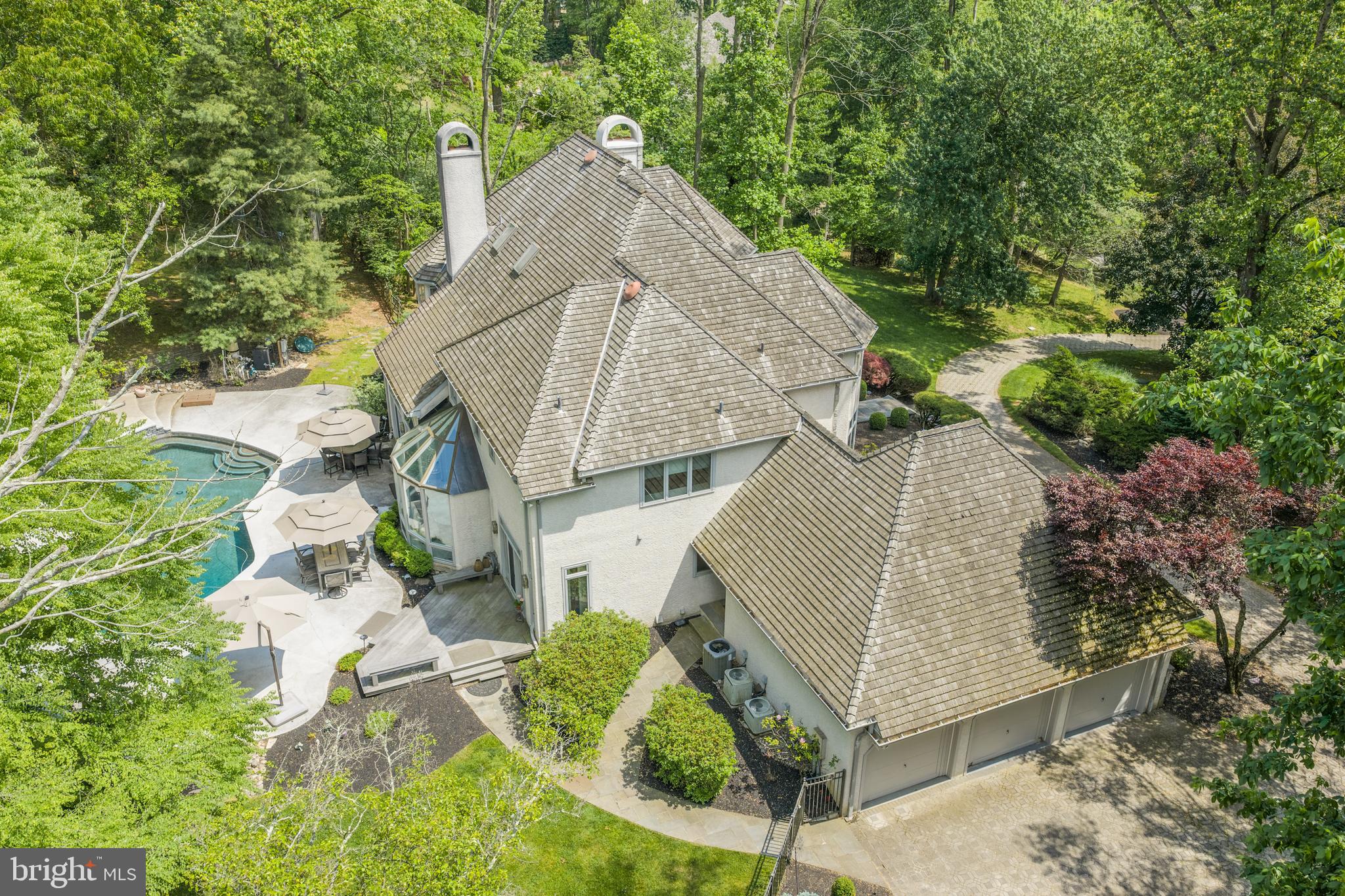 46 SLEEPY HOLLOW DRIVE