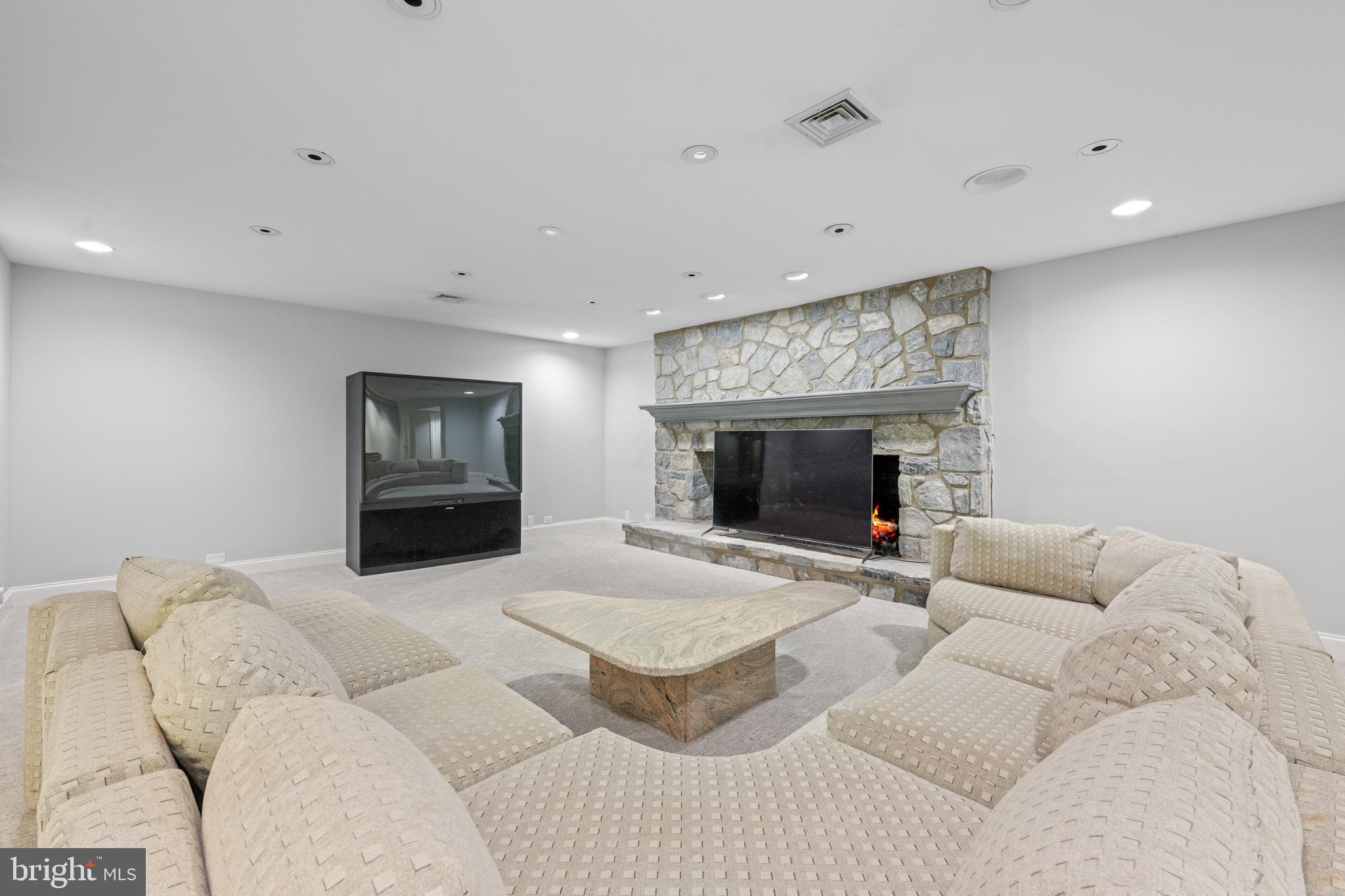 46 SLEEPY HOLLOW DRIVE