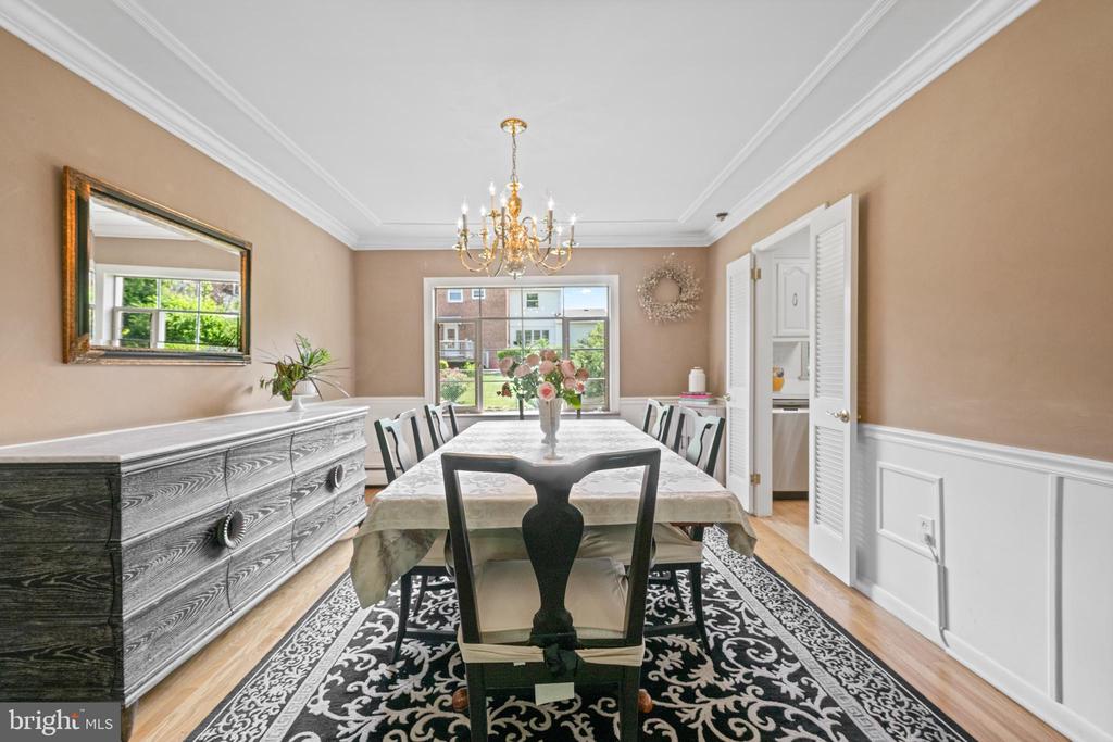 260 AVON ROAD