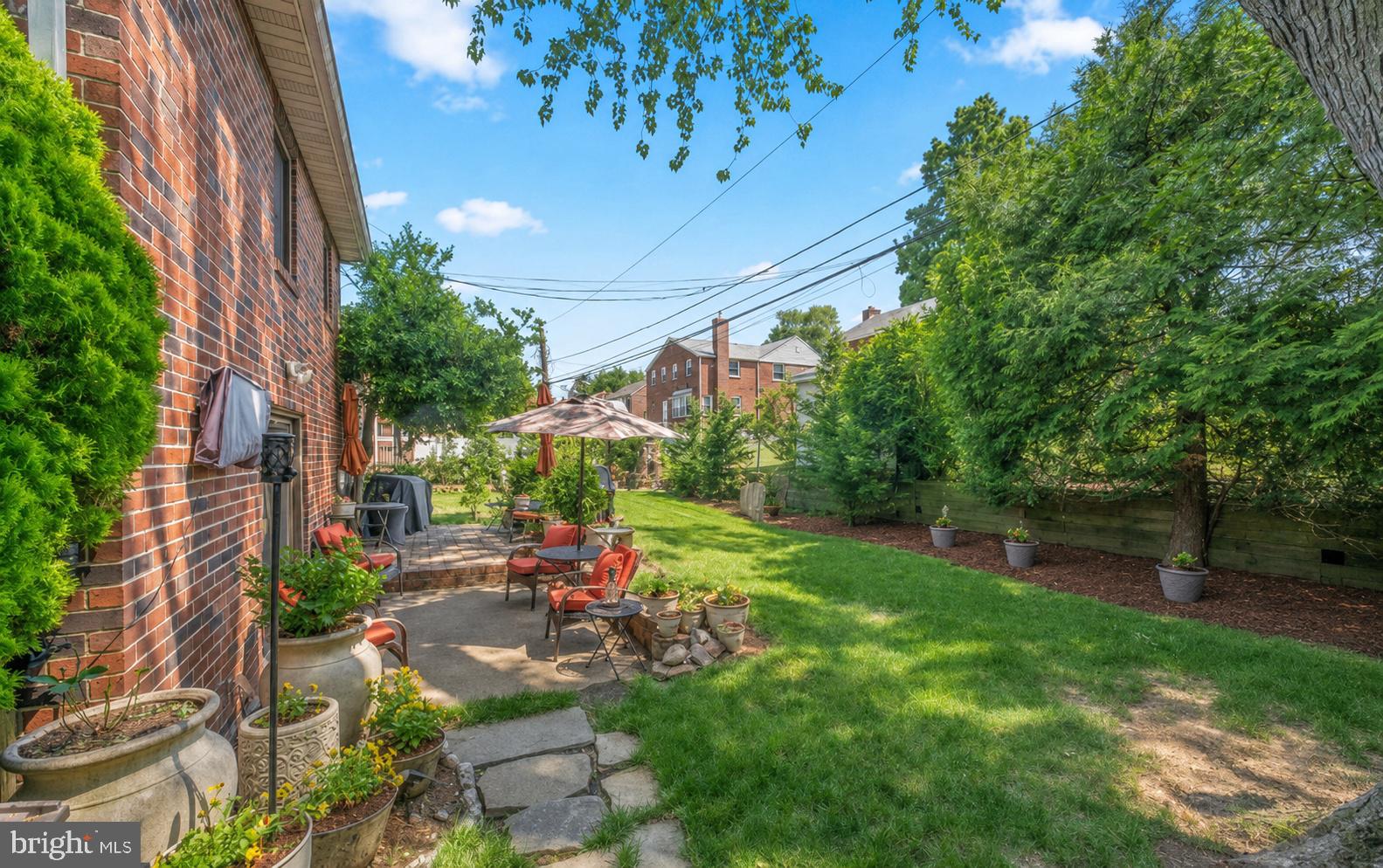 260 AVON ROAD