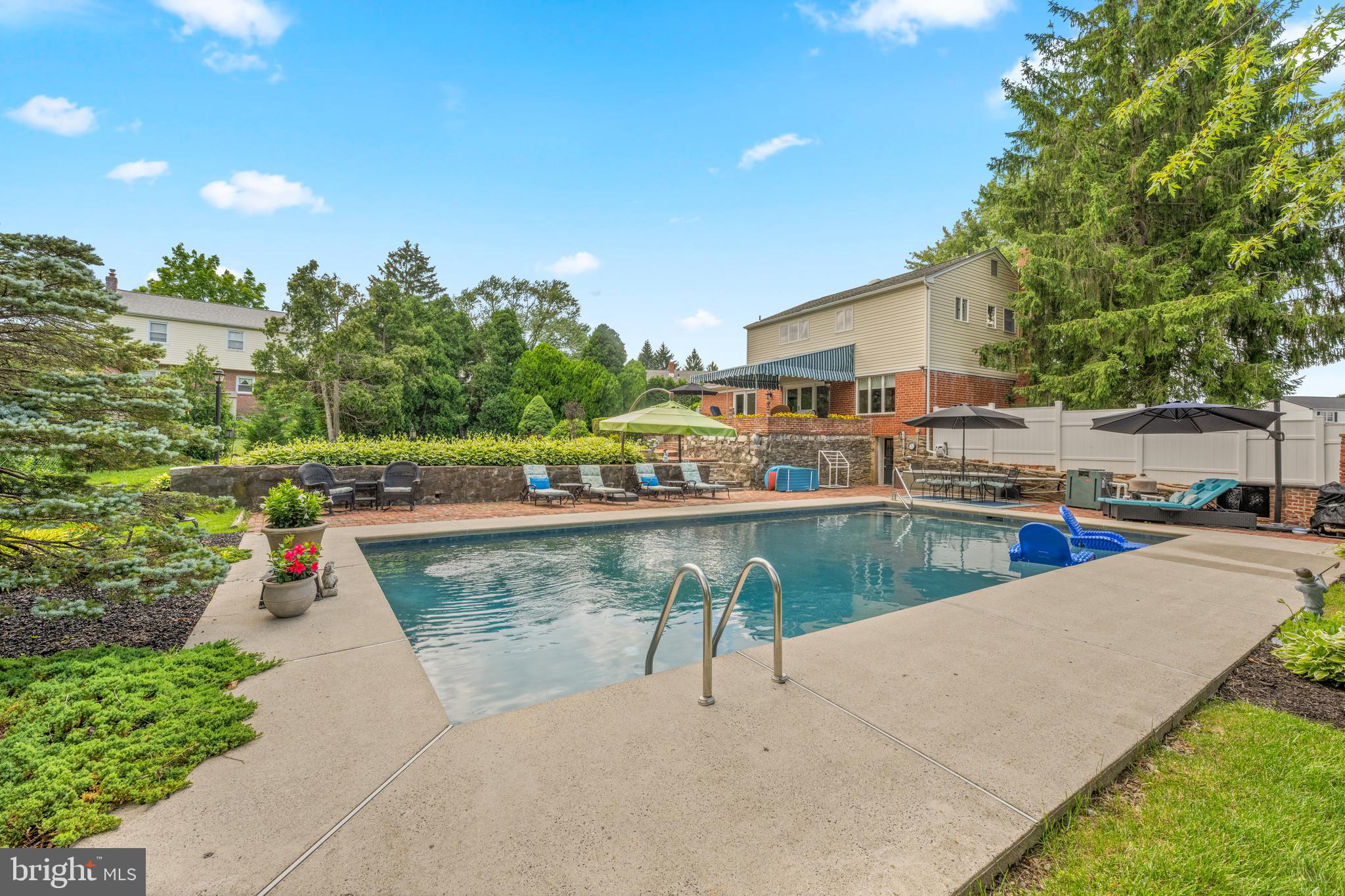 217 HEMLOCK LANE