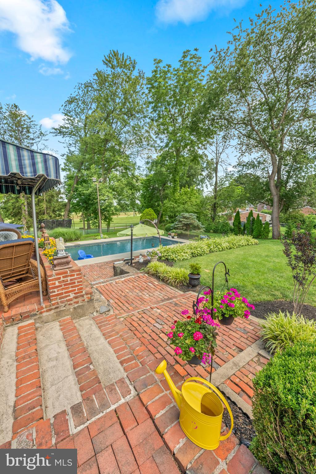 217 HEMLOCK LANE
