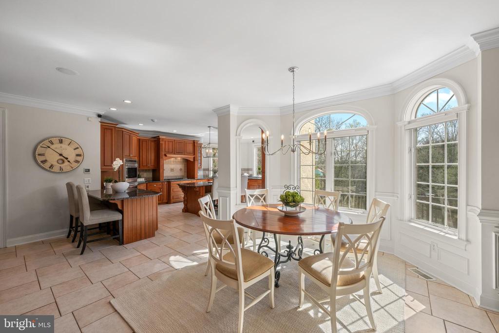 365 ARBOR CIRCLE