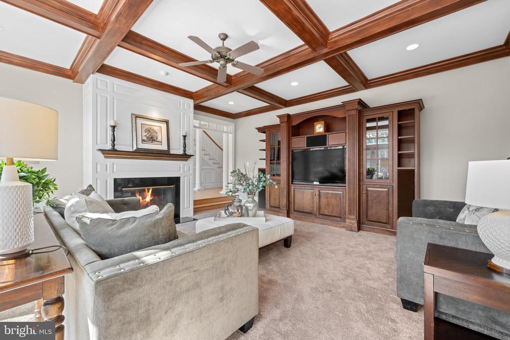 365 ARBOR CIRCLE