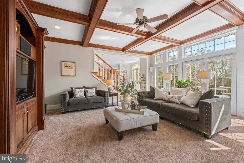 365 ARBOR CIRCLE
