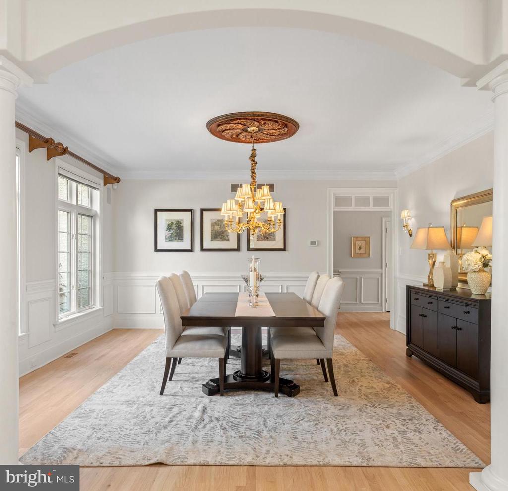 365 ARBOR CIRCLE