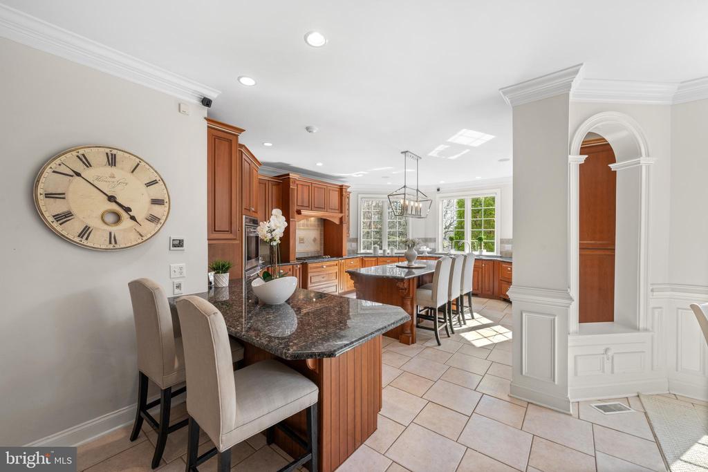 365 ARBOR CIRCLE