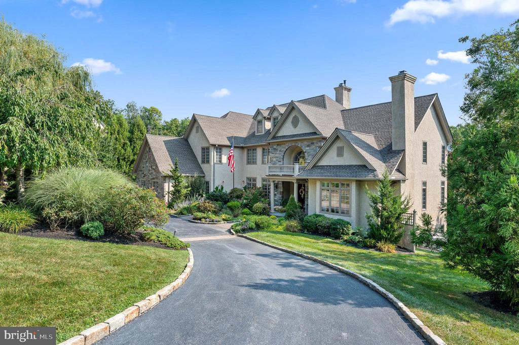 365 ARBOR CIRCLE