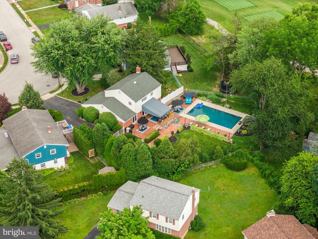 217 HEMLOCK LANE