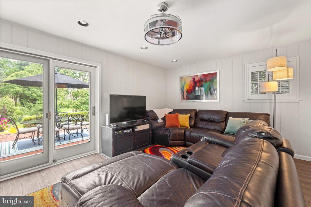 217 HEMLOCK LANE