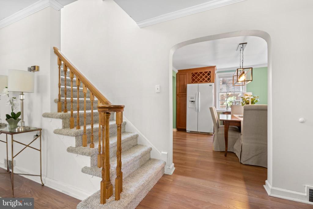 77 FOREST ROAD