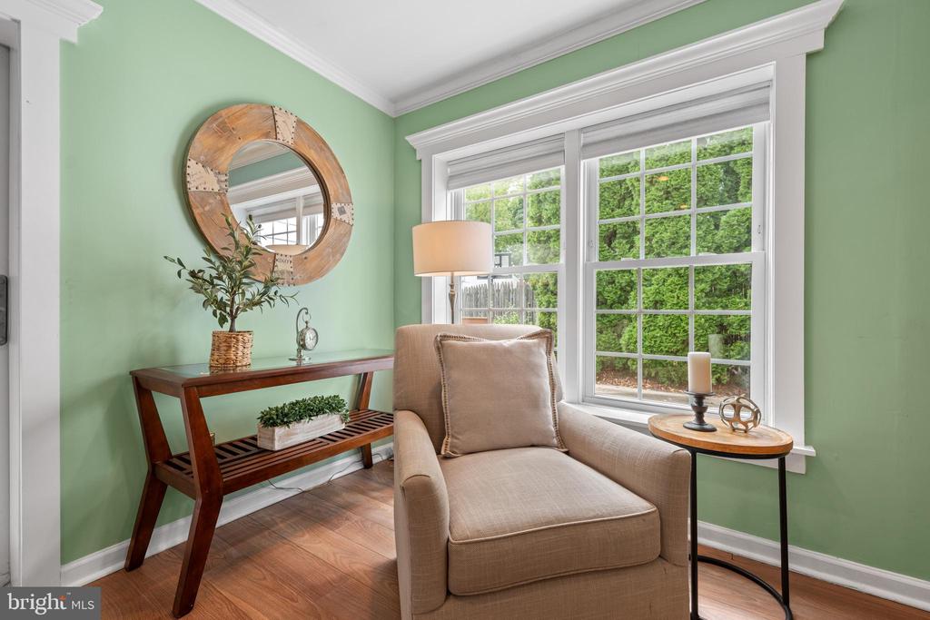 77 FOREST ROAD