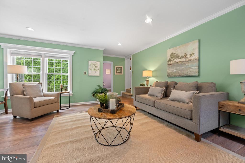 77 FOREST ROAD