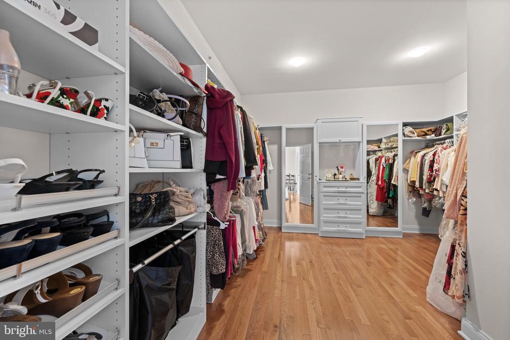 3723 ROSEMONT PASS