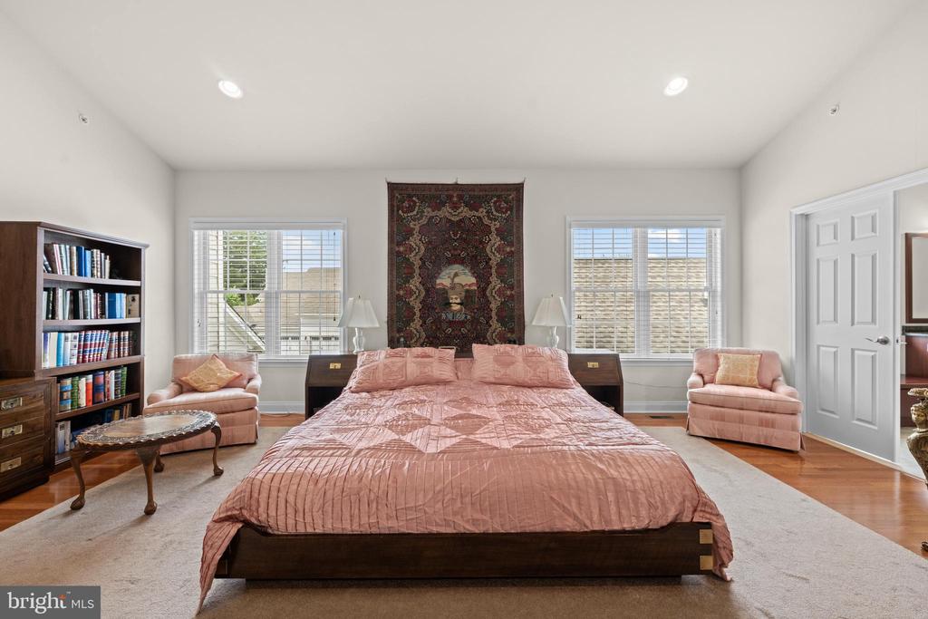 3723 ROSEMONT PASS