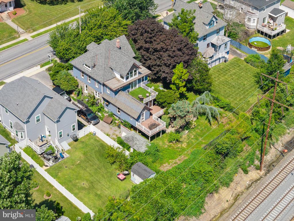 100 W RIDLEY AVENUE