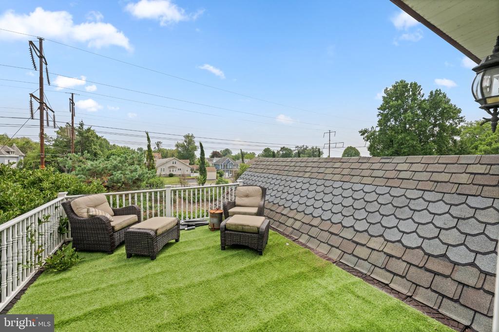 100 W RIDLEY AVENUE
