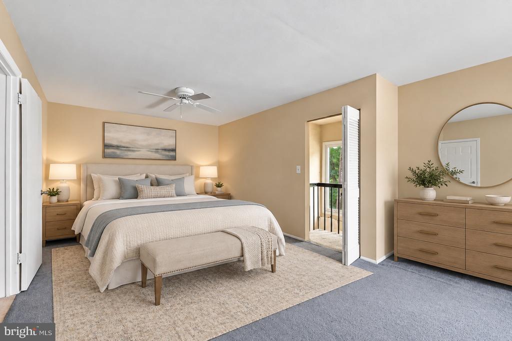 150 W KENILWORTH CIRCLE W