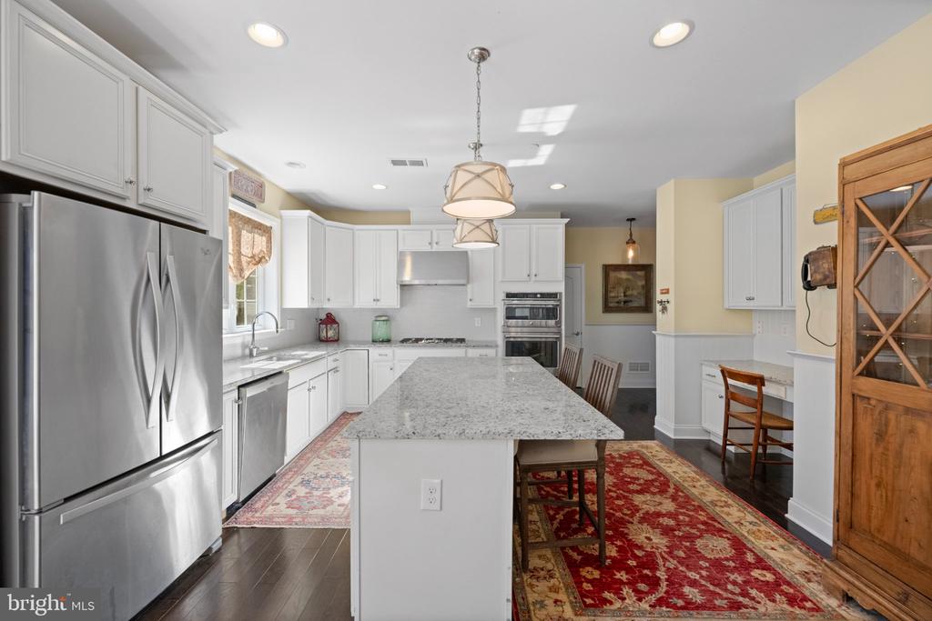 3555 MUIRWOOD DRIVE