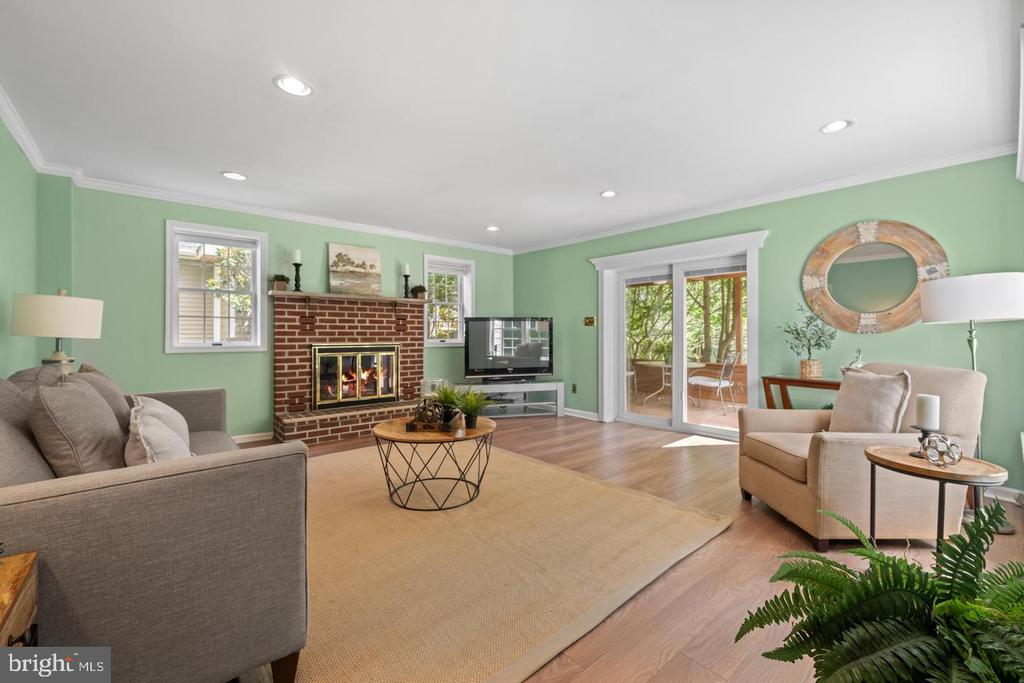 77 FOREST ROAD