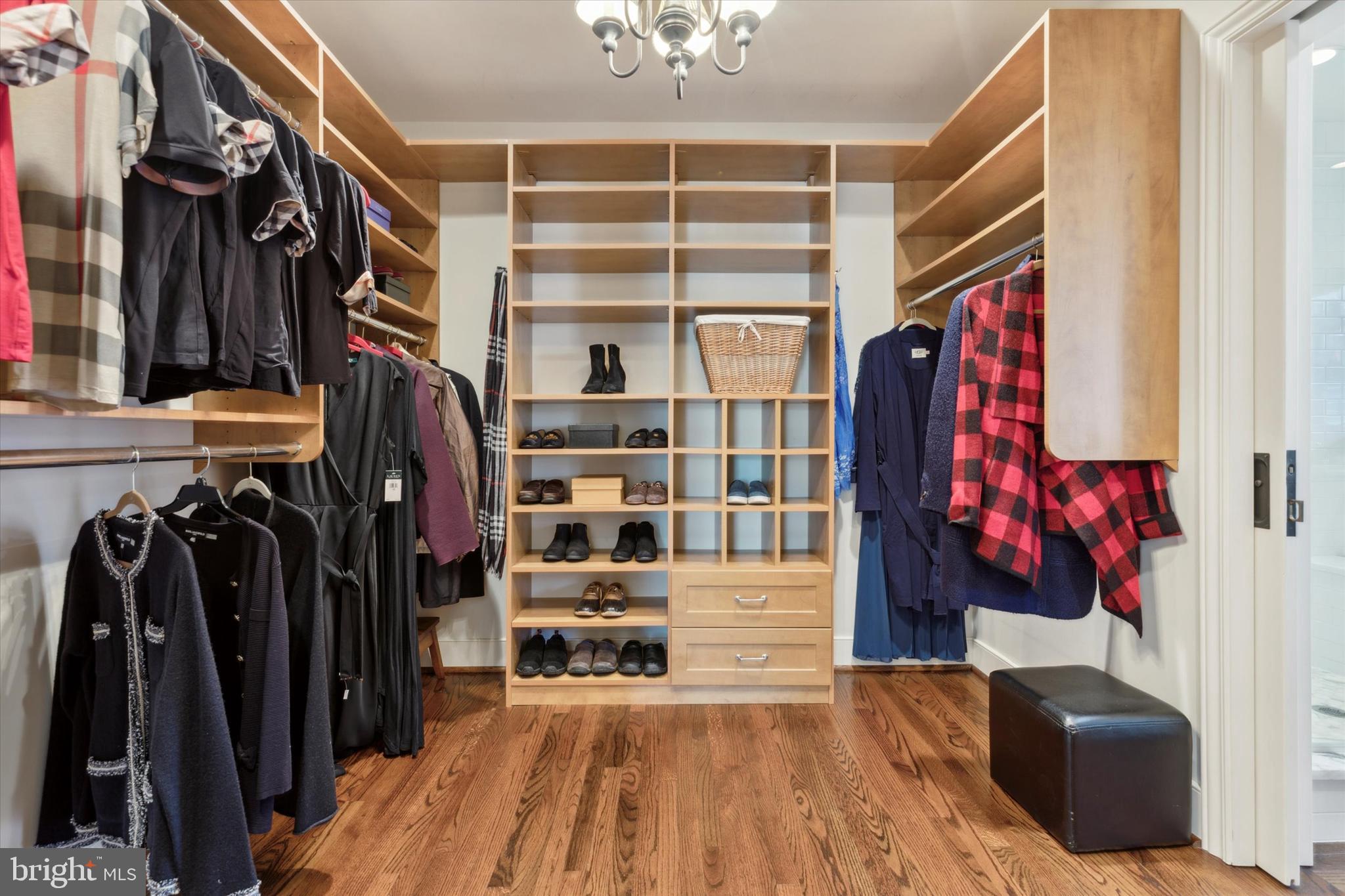 369 RIGHTERS MILL ROAD