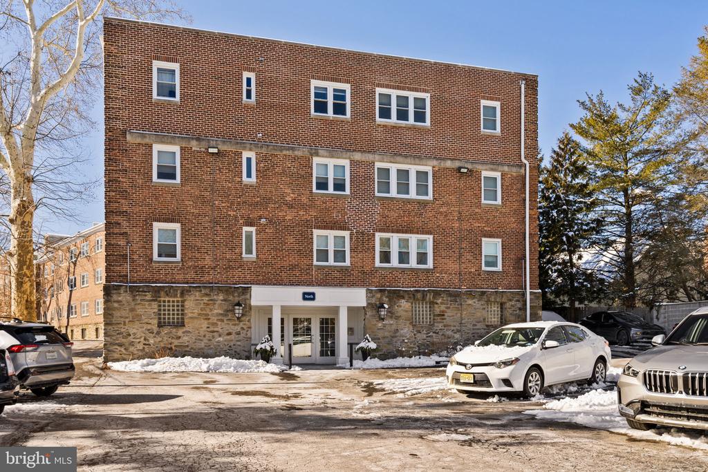 237 MONTGOMERY AVENUE 1-L