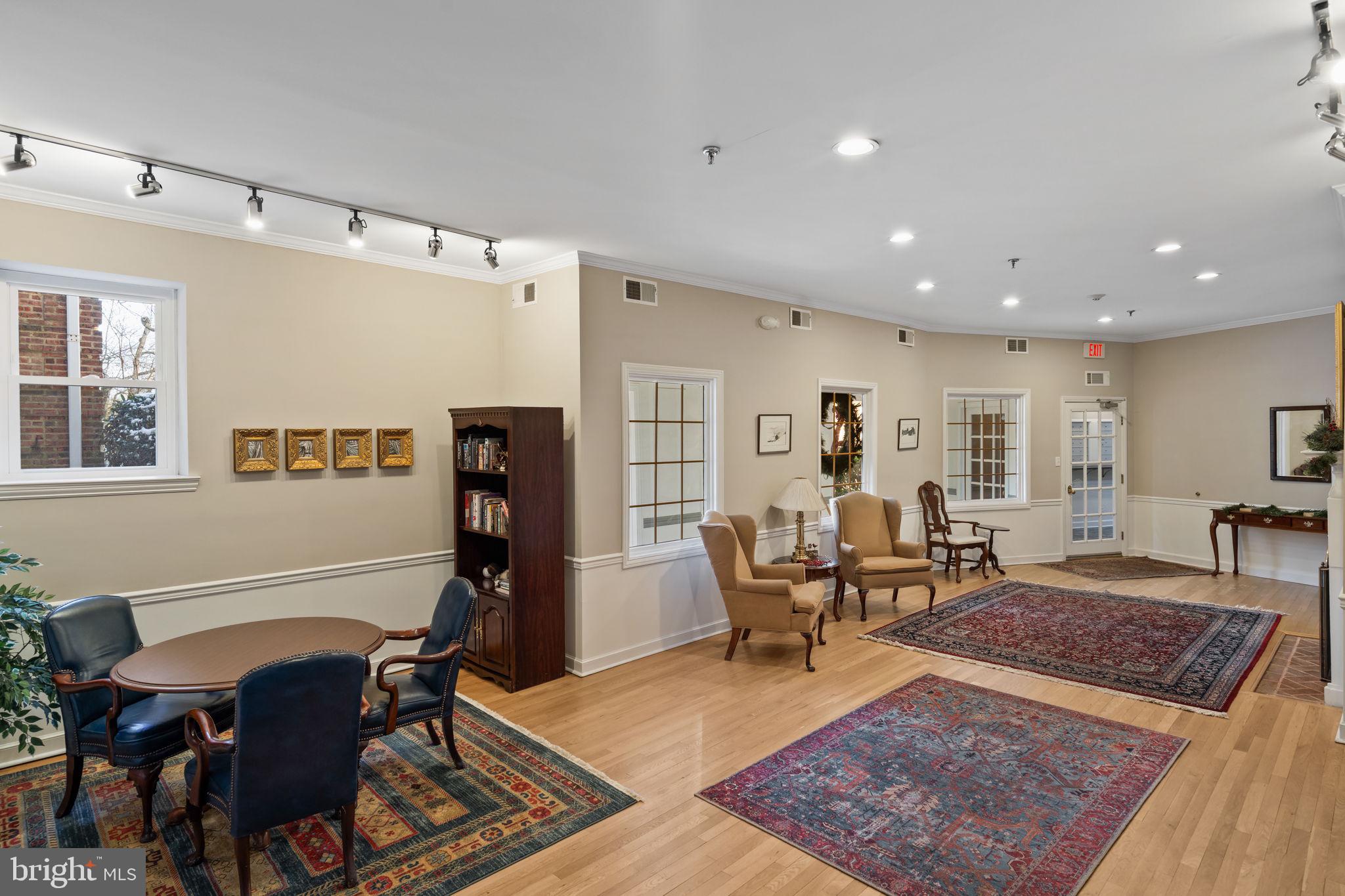 237 MONTGOMERY AVENUE 1-L