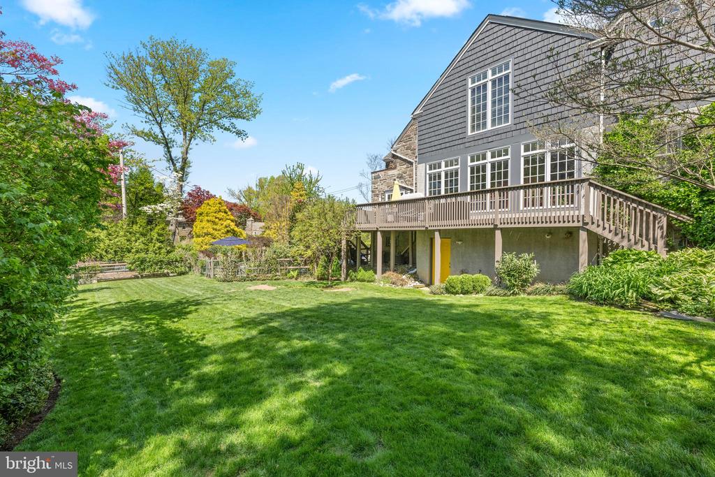 19 DERWEN ROAD