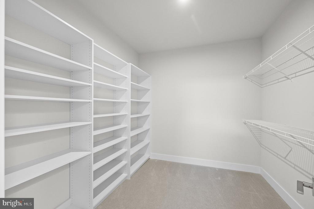 1010 MORTON ALY ALLEY